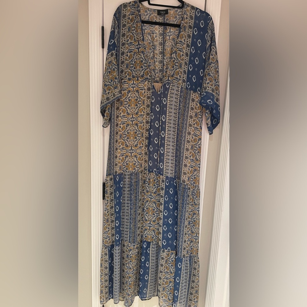 New, w/o tags, Vici maxi dress.